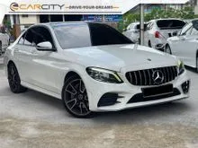 2020 Mercedes-Benz C300 2.0 AMG Line Sedan TRUE YEAR MAKE FULL SERVICE LOW MILEAGE PANORAMIC ROOF 360 REVERSE CAMERA WARRANTY