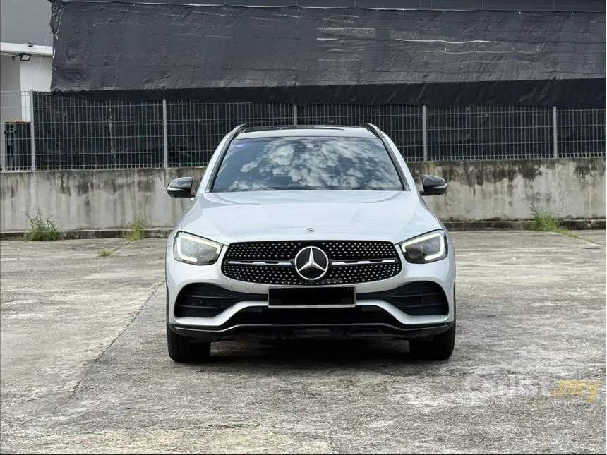 2020 Mercedes-Benz GLC300 4MATIC AMG Line SUV
