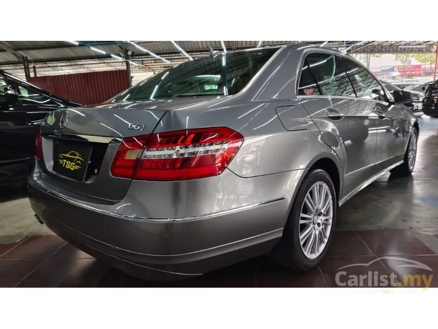 2009 Mercedes-Benz E200 Elegance CGI Sedan