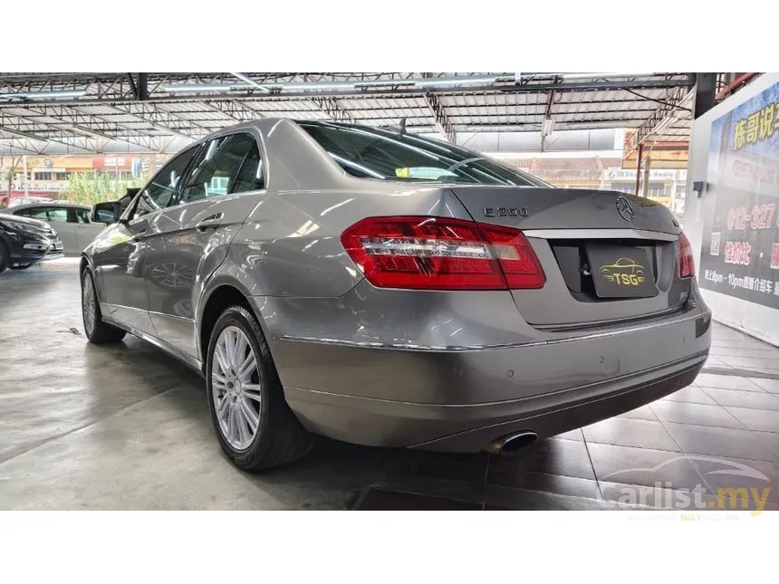 2009 Mercedes-Benz E200 Elegance CGI Sedan