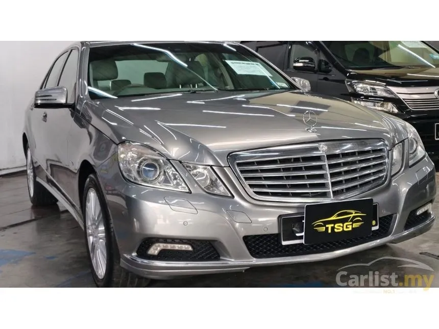 2009 Mercedes-Benz E200 Elegance CGI Sedan