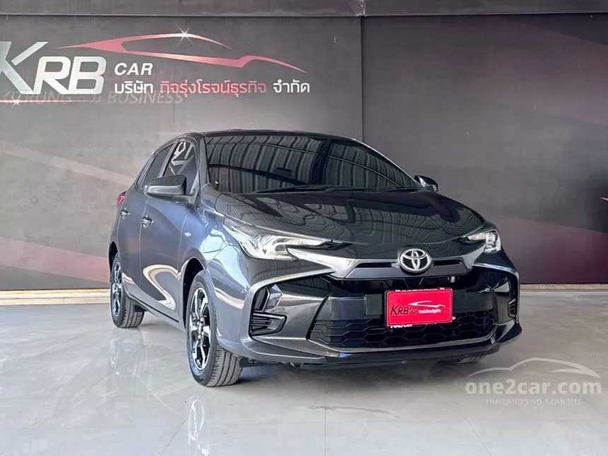 2023 Toyota YARIS Sport Hatchback