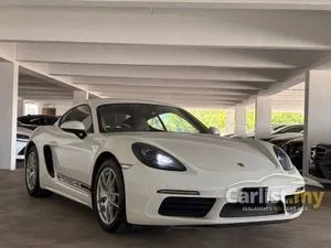 2017 Porsche 718 2.0 Cayman Coupe