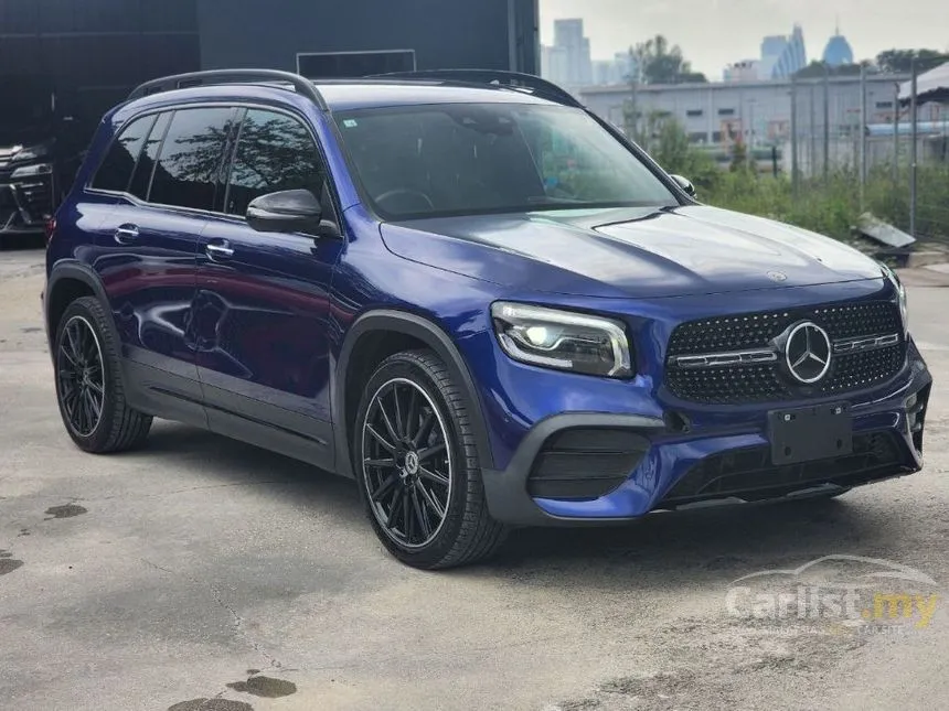 2020 Mercedes-Benz GLB250 4MATIC AMG Line SUV