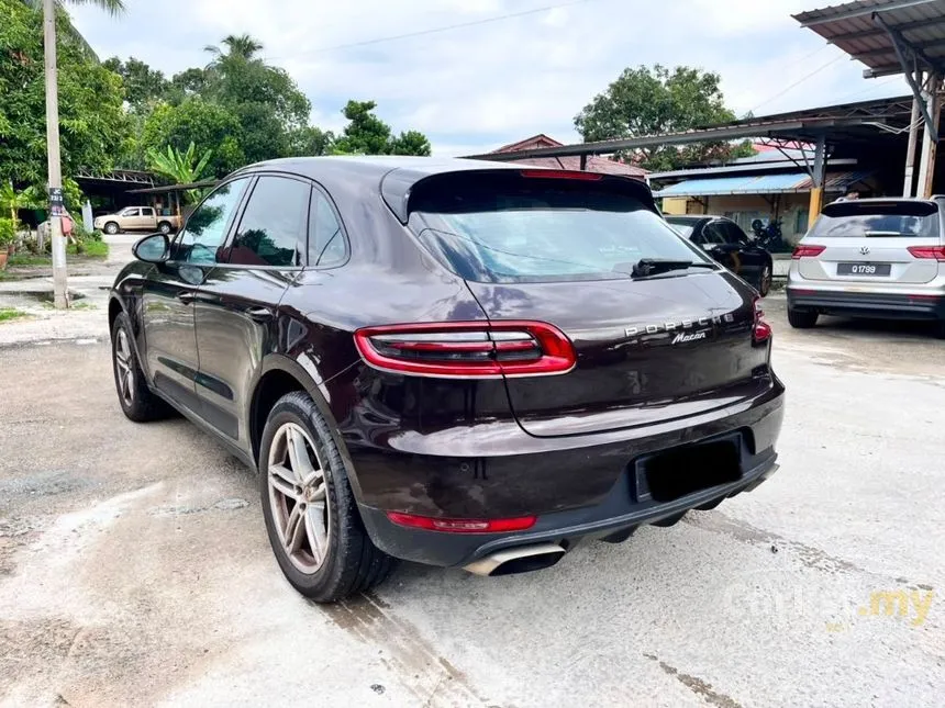 2015 Porsche Macan SUV