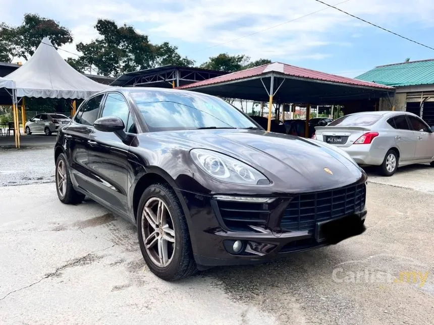 2015 Porsche Macan SUV
