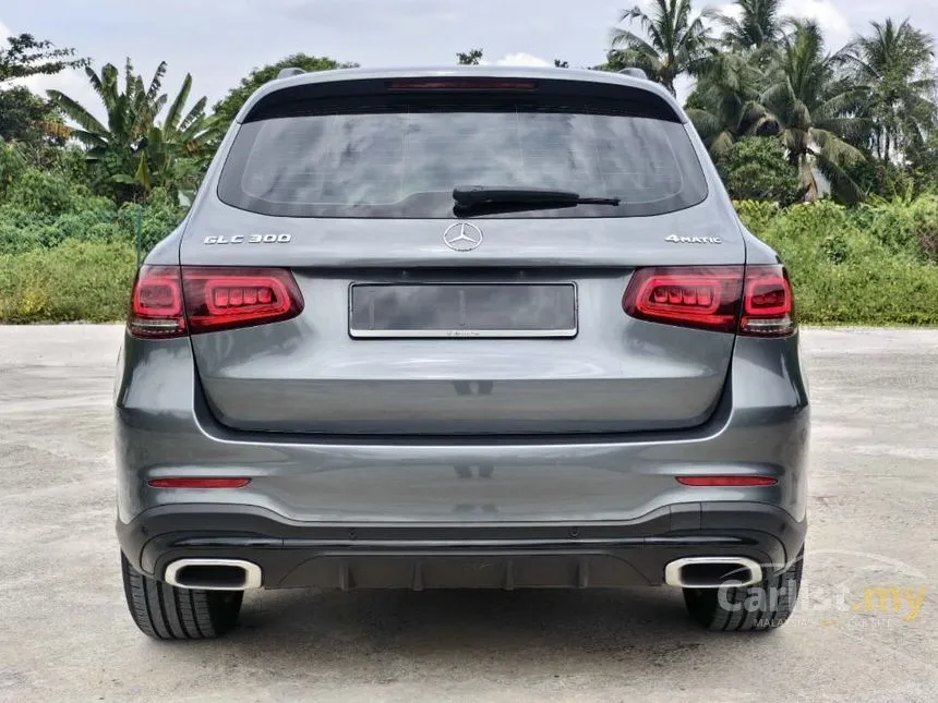 2022 Mercedes-Benz GLC300 4MATIC AMG Line SUV