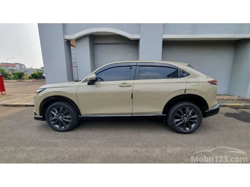 2025 Honda HR-V e:HEV RS SUV