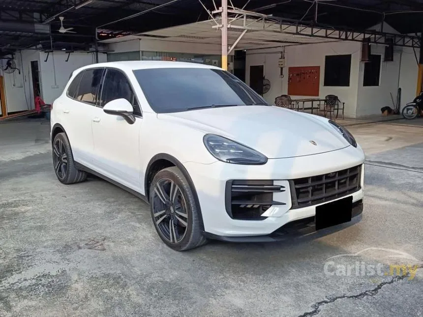 2015 Porsche Cayenne GTS SUV