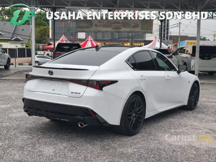 2022 Lexus IS 300 F Sport Sedan