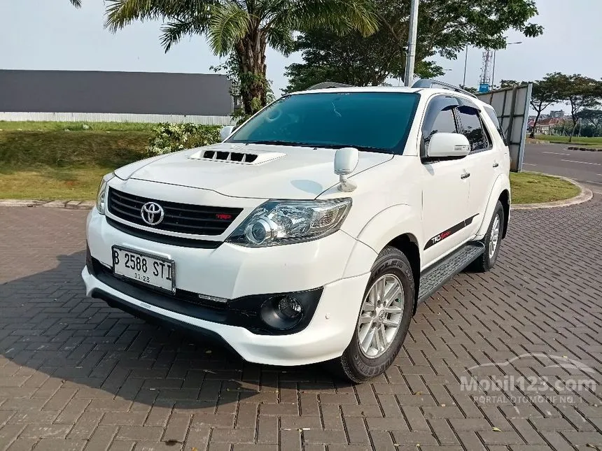 Jual Mobil Toyota Fortuner 2013 G TRD 2.5 di Banten Automatic SUV Putih Rp 265.900.000