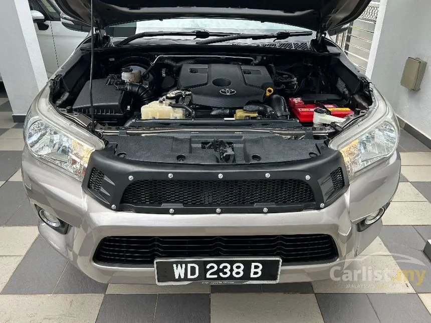 2016 Toyota Hilux G Dual Cab Pickup