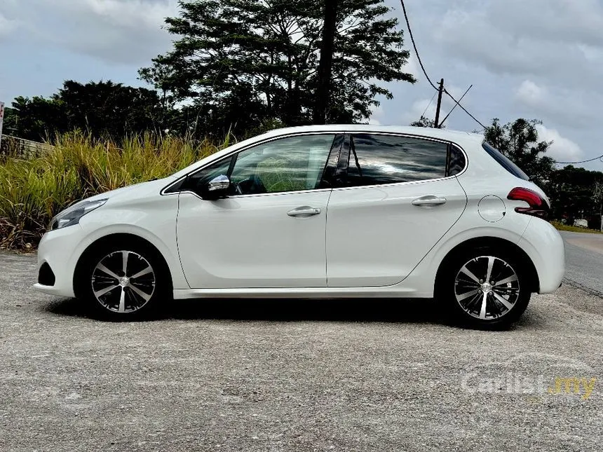 2018 Peugeot 208 PureTech Hatchback