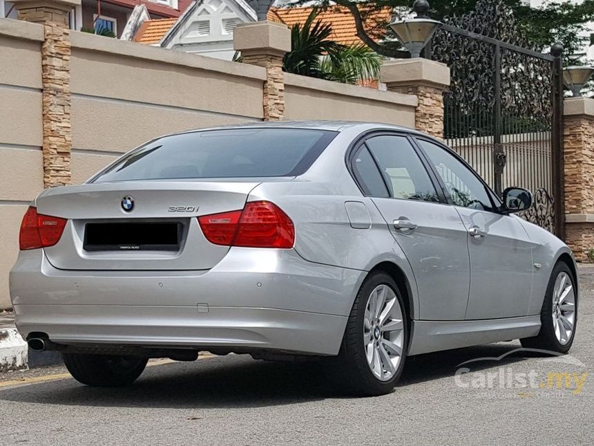 Bmw 320i 2010