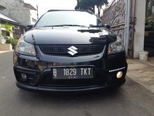 Suzuki SX4 1.5 AT 2010 Hitam .