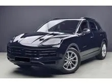 2024 Porsche Cayenne 3.0 SUV Local Spec 15k km Under Warranty till May 2028 By Porsche Malaysia Sport Chrono PDLS+ New Car Condition PorscheCayenne
