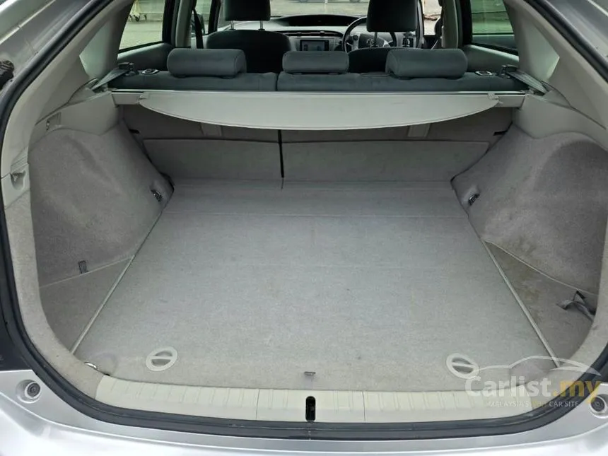 2011 Toyota Prius Hatchback