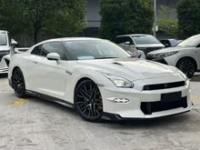 2023 Nissan GT-R 3.8 Facelift Model - Brown Leather Interior / RSE Exhaust / BOSE / Reverse Camera