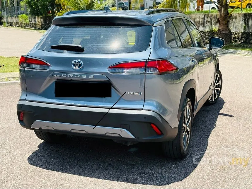 2022 Toyota Corolla Cross Hybrid SUV