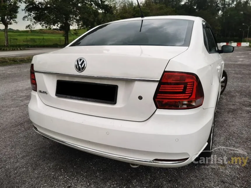 2017 Volkswagen Vento Comfort Sedan