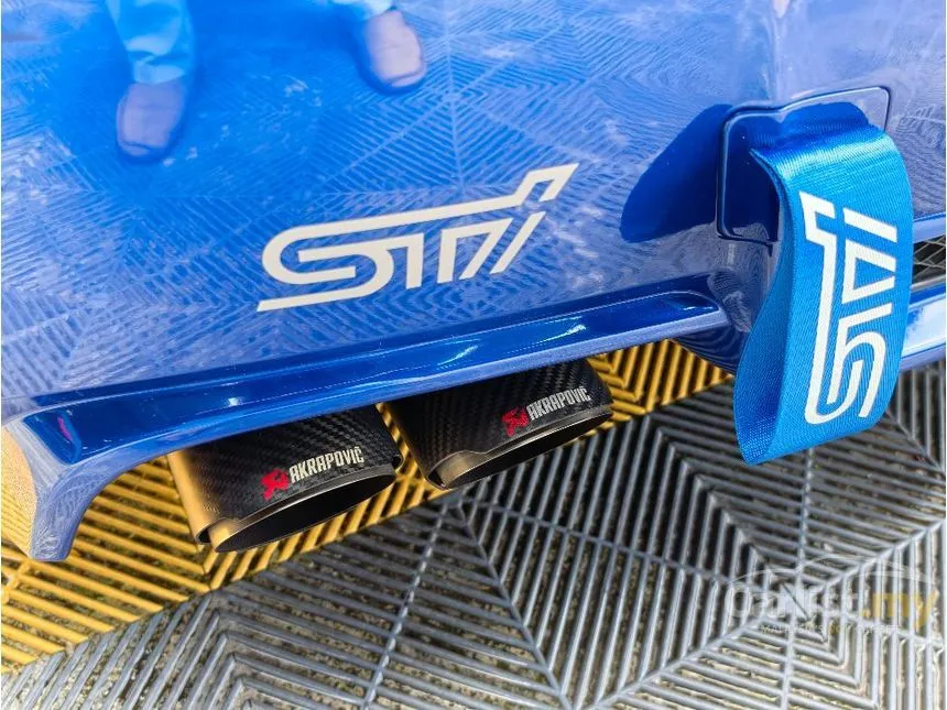 2013 Subaru Impreza WRX STi Sedan