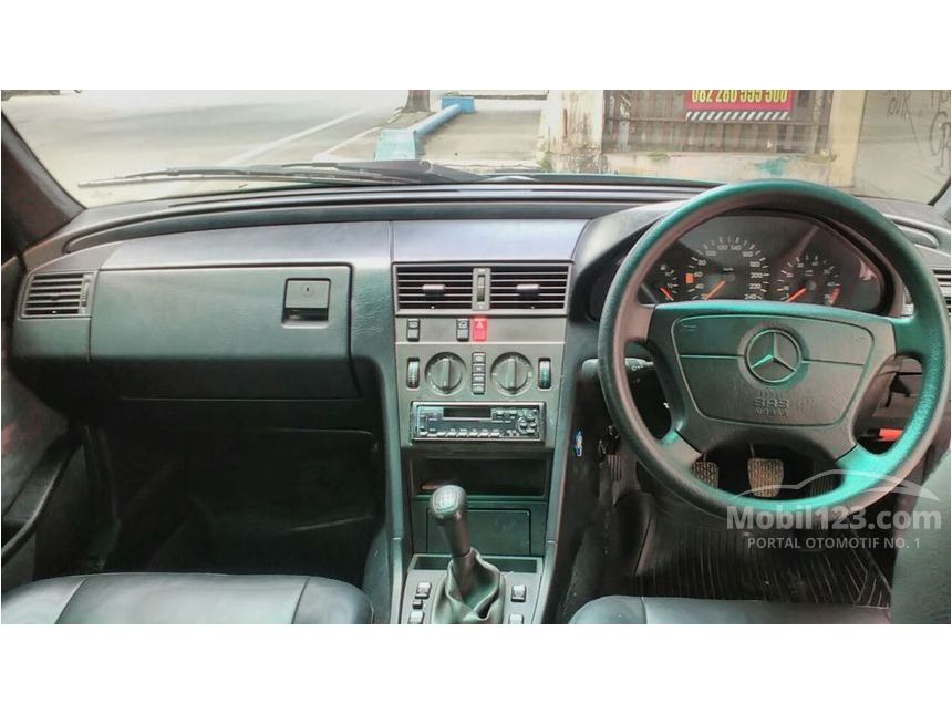 1994 Mercedes-Benz C180 1.8 Manual Sedan
