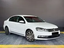 2014 Volkswagen Passat 1.8 TSI Sedan ENHANCED POWER SEAT PUSH START LEATHER SEAT FRONT AND REAR PARKING SENSORS BI-XENON HEADLAMPS 7 SPEEC DSG TRANS