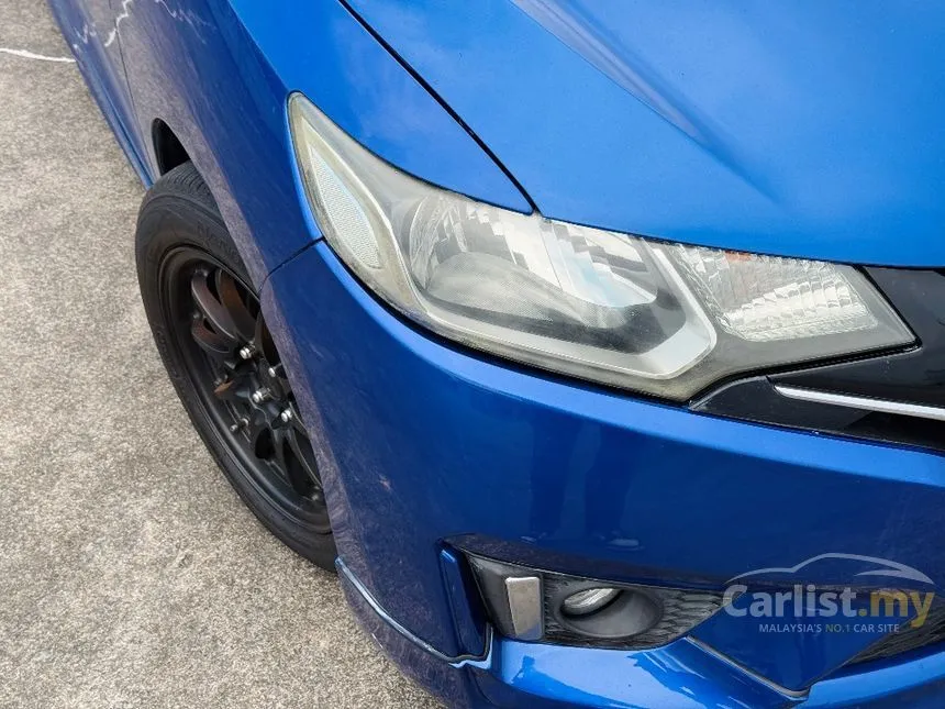 2014 Honda Jazz V Hatchback