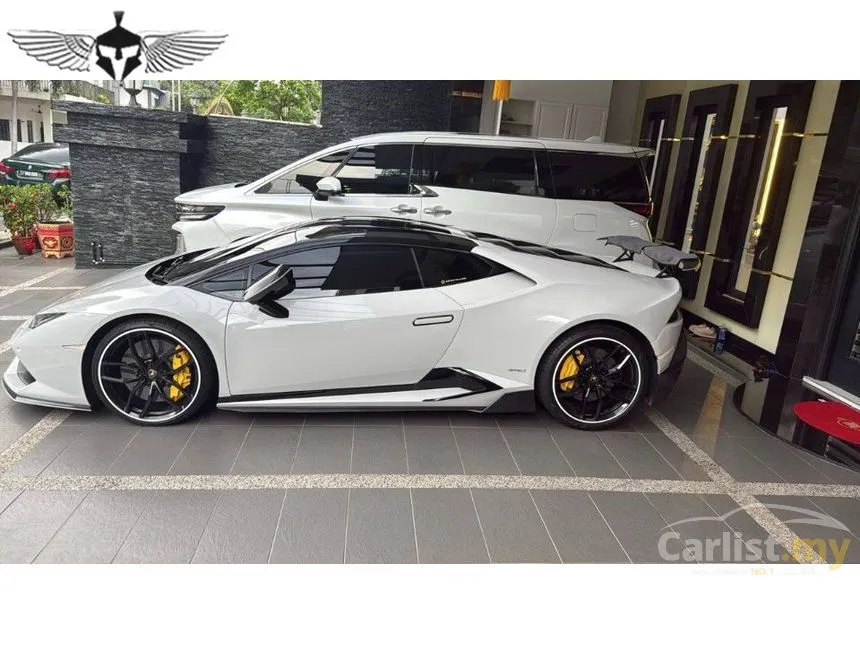 2014 Lamborghini Huracan LP610-4 Coupe