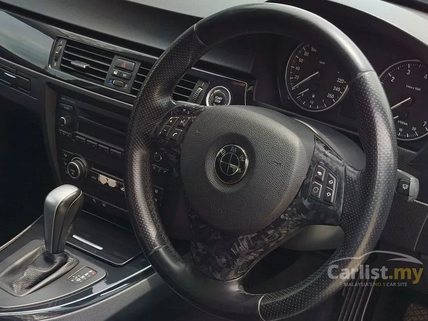 2010 BMW 320i Sports Sedan