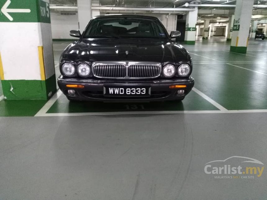 1998 Jaguar XJ8 Sedan