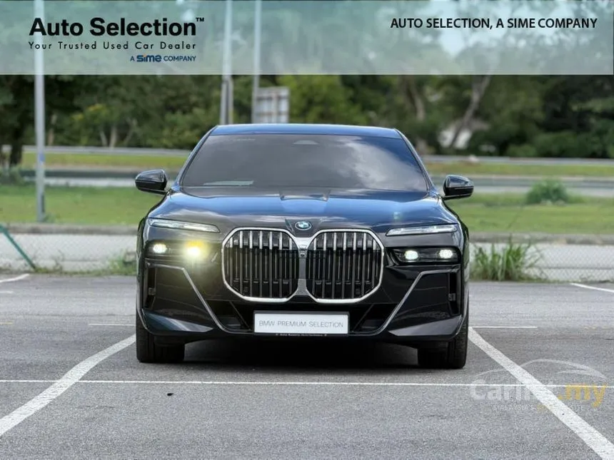 2024 BMW 750e xDrive M Sport Pure Excellence Sedan