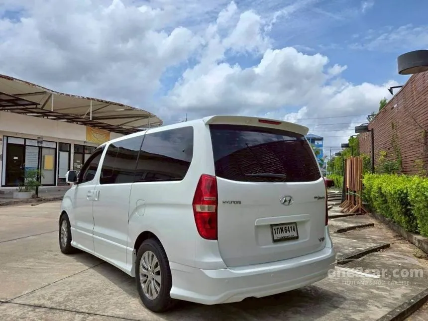 2013 Hyundai GRAND STAREX VIP Wagon