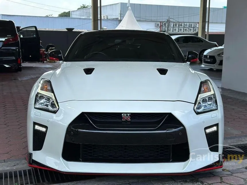 2018 Nissan GT-R Premium Edition Coupe