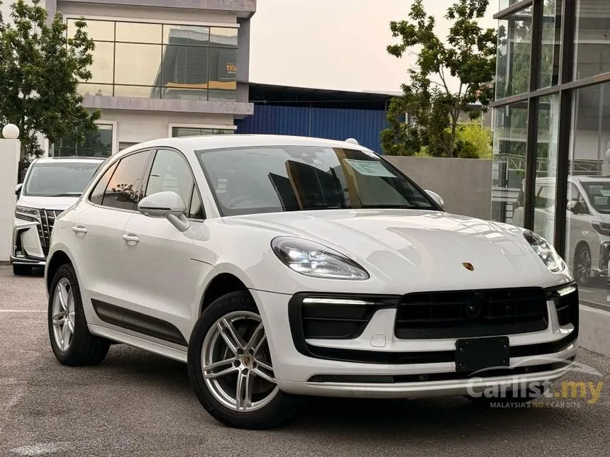 2022 Porsche Macan SUV