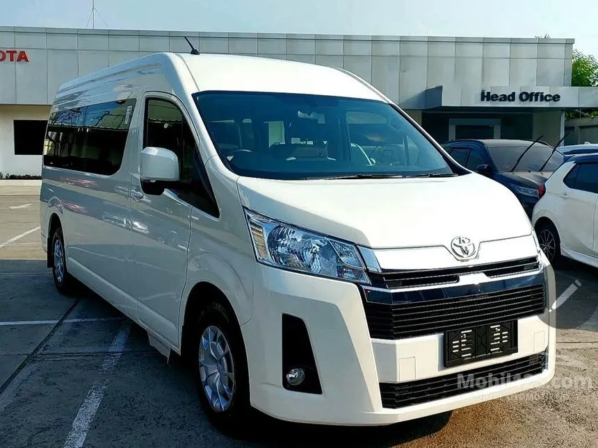 Jual Mobil Toyota Hiace 2024 Premio 2.8 di Jawa Barat Manual Van Putih Rp 664.000.000