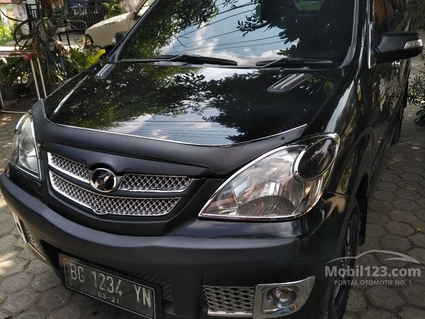 2011 Daihatsu Xenia Xi DELUXE MPV