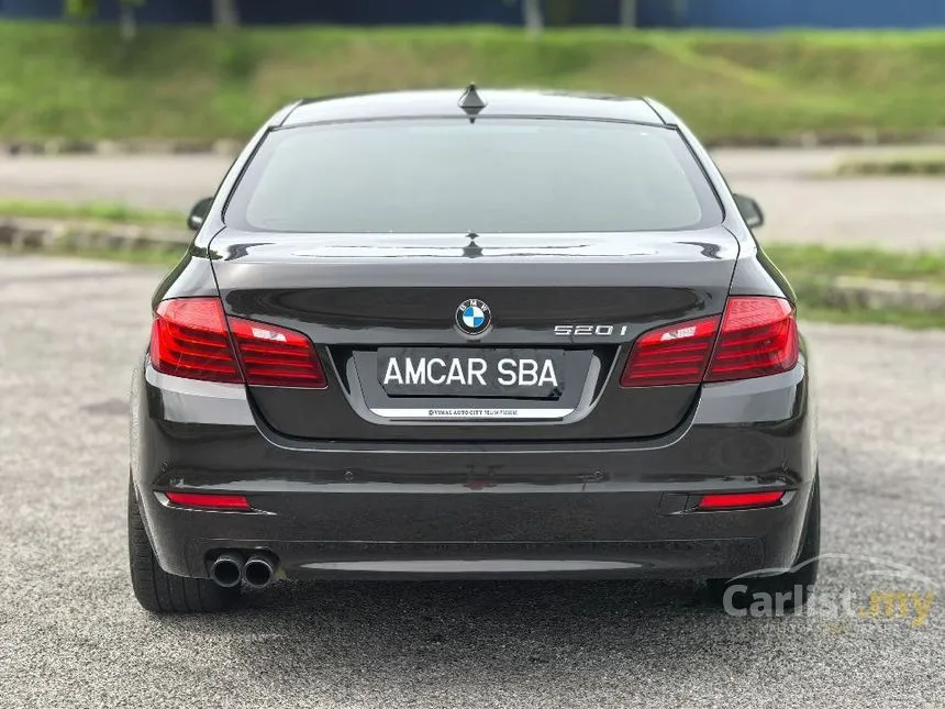 2015 BMW 520i Sedan