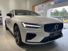 2021 Volvo S60 2.0 T8 R-Design Sedan