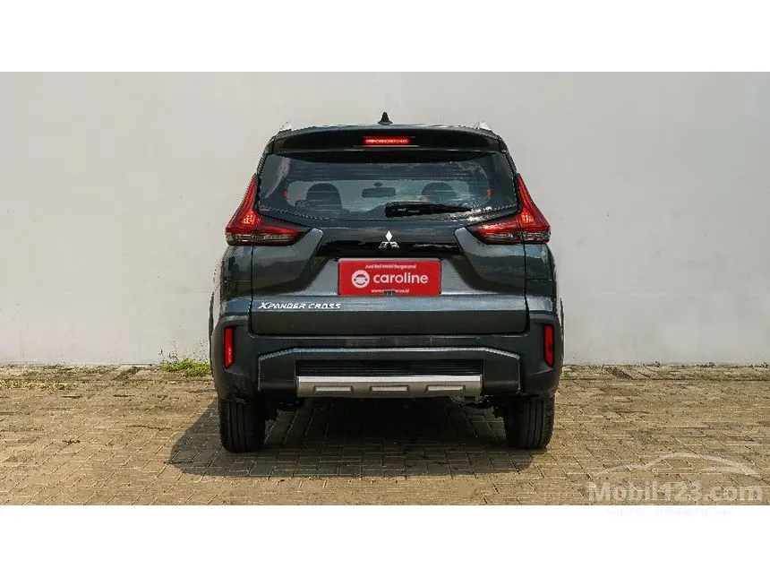 2022 Mitsubishi Xpander Cross MPV