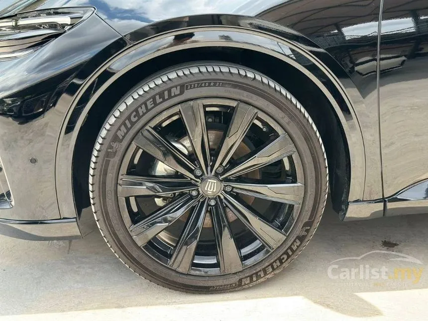 2024 Toyota Crown Sport Z PHEV SUV