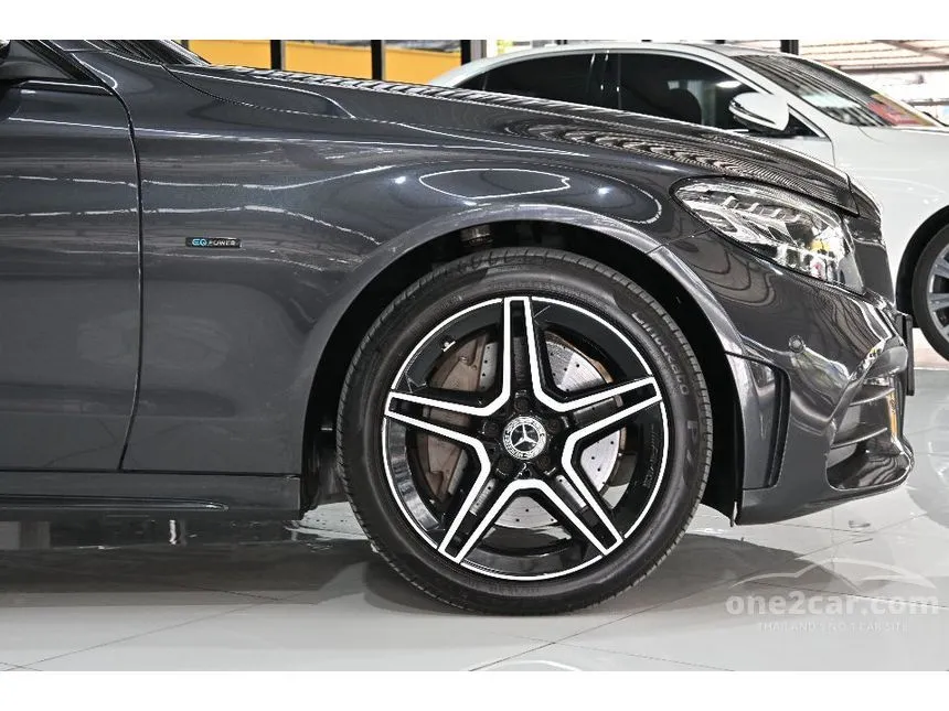 2022 Mercedes-Benz C300 e AMG Sport Sedan