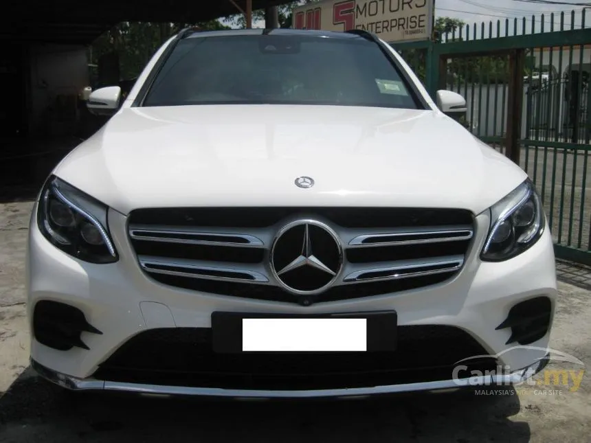2016 Mercedes-Benz GLC250 4MATIC AMG Line SUV