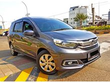 Honda Mobilio 1.5 S MT 2017 Grey metalik terawat dan siap pakai pajak panjang bisa kredit data daerah