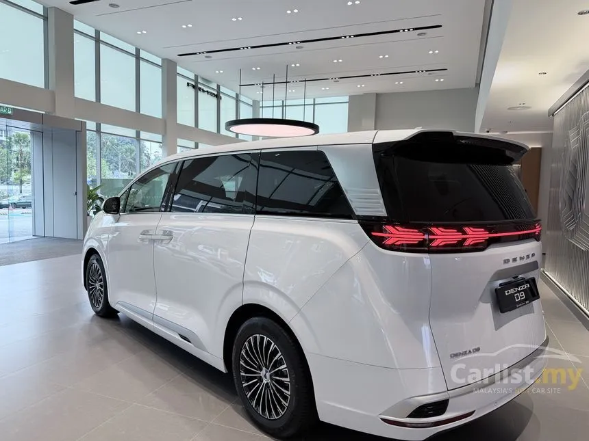 2025 Denza D9 Advanced MPV