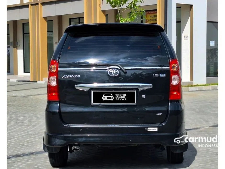 2011 Toyota Avanza S MPV