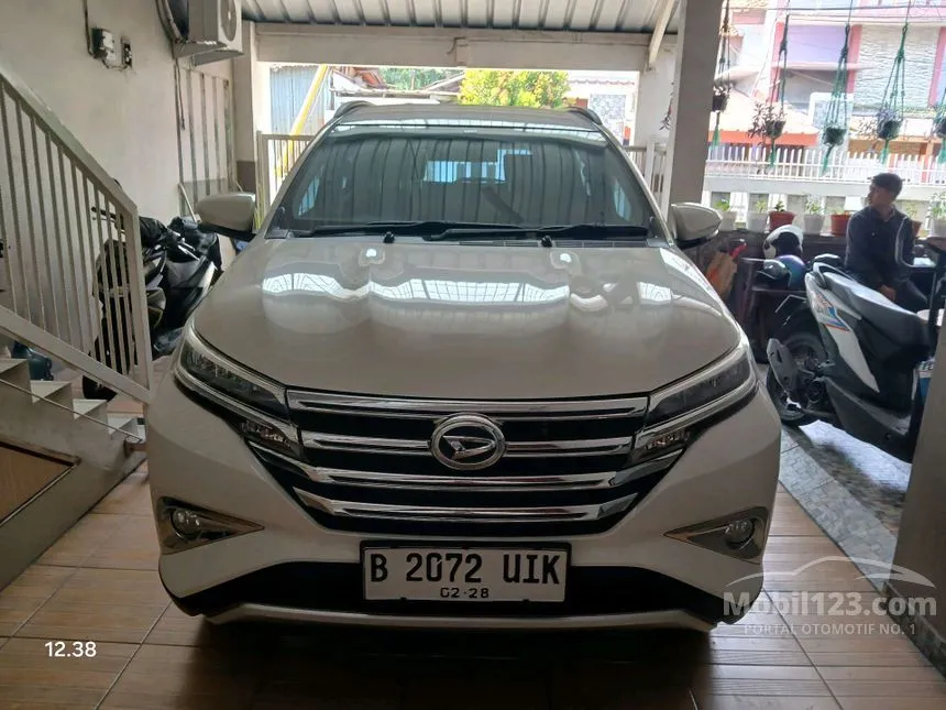 Jual Mobil Daihatsu Terios 2023 R 1.5 di DKI Jakarta Automatic SUV Putih Rp 231.000.000