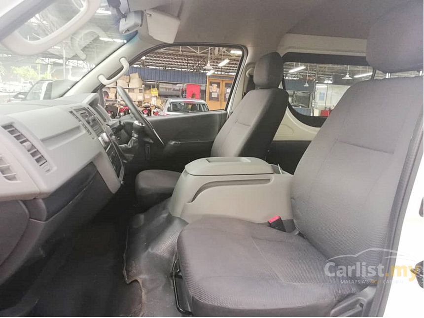 Foton View 2015 Window 2.2 in Selangor Manual Van White for RM 46,800