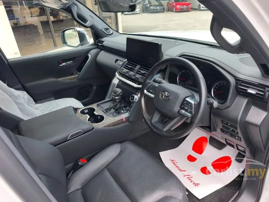 2023 Toyota Land Cruiser J300 ZX Modellista 7 Seater SUV