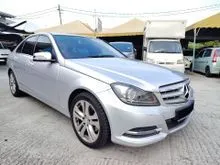 MERCEDES BENZ C200 CGI 1.8 (A) 1OWN CASH LOAN KEDAI 2014